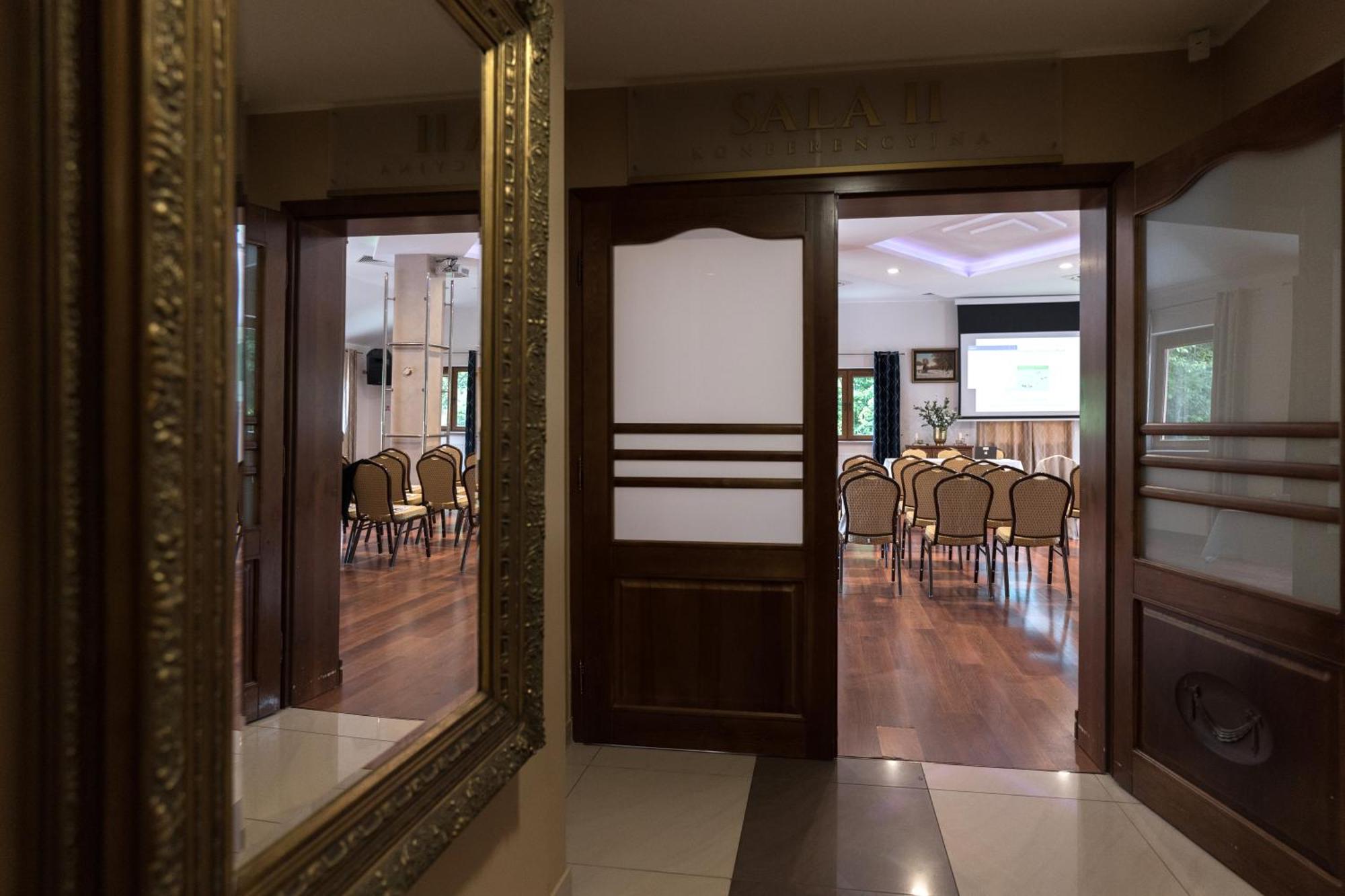 Hotel I Restauracja Brochow, Wroclaw
